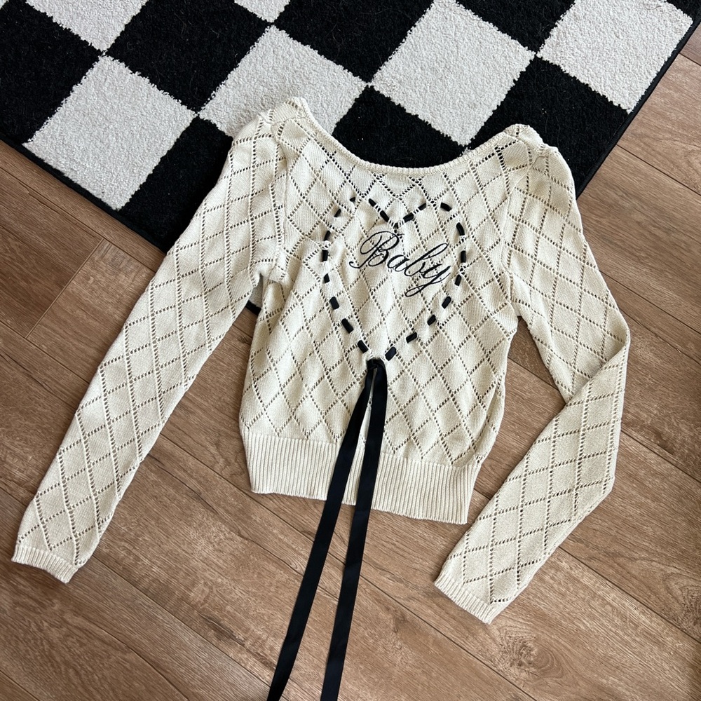 Forever 21 Beige Knit Sweater with Black Accents